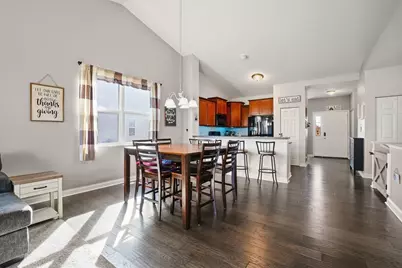 4620 Plymouth Avenue, Yorkville, IL 60560 - Photo 7