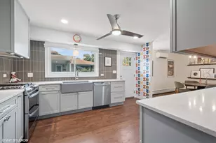 3415 Ralmark Ln, Glenview, IL 60026 - Photo 7