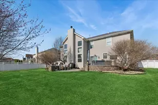 1715 White Oak Ln, Hoffman Estates, IL 60192 - Photo 29