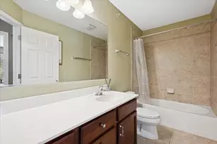 1715 White Oak Ln, Hoffman Estates, IL 60192 - Photo 21