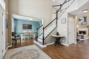 1715 White Oak Ln, Hoffman Estates, IL 60192 - Photo 5