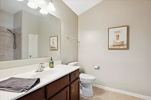 1715 White Oak Ln, Hoffman Estates, IL 60192 - Photo 17