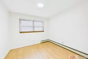 11219 S Martin Luther King Dr, Chicago, IL 60628 - Photo 17