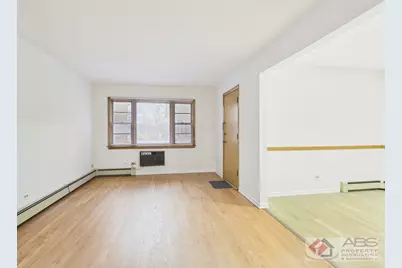 11219 S Martin Luther King Drive #2R, Chicago, IL 60628 - Photo 3