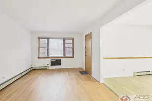 11219 S Martin Luther King Dr, Chicago, IL 60628 - Photo 3