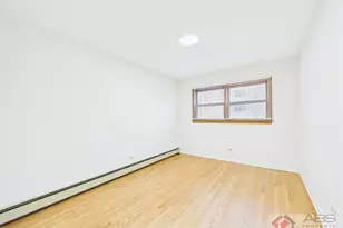 11219 S Martin Luther King Dr, Chicago, IL 60628 - Photo 21