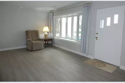 1107 Santa Rosa Avenue, Wheaton, IL 60187 - Photo 3