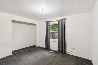 18631 W Main Street, Grayslake, IL 60030 - Photo 13