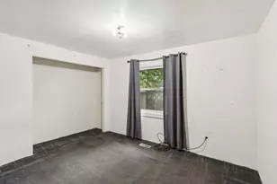 18631 W Main St, Grayslake, IL 60030 - Photo 13