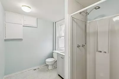 18631 W Main Street, Grayslake, IL 60030 - Photo 9