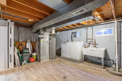 715 W Hillside Drive, Bensenville, IL 60106 - Photo 15