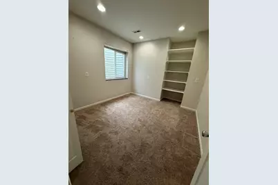 9 Lilac Court, Bolingbrook, IL 60490 - Photo 5