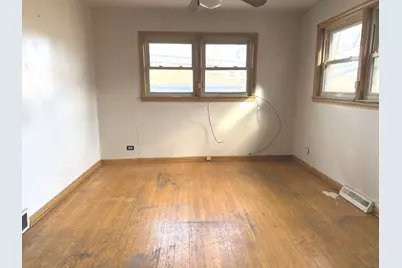 8001 S Harper Avenue, Chicago, IL 60619 - Photo 11