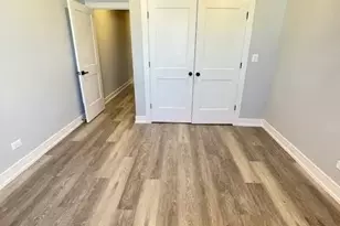 5420 W Belmont St, Chicago, IL 60641 - Photo 7