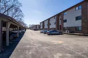 1916 Tracy Dr, Bloomington, IL 61704 - Photo 25