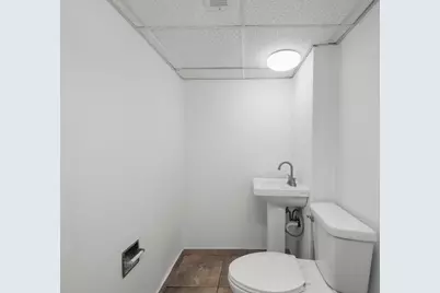 612 Waverly Road, Davenport, IA 52804 - Photo 19