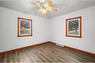 612 Waverly Road, Davenport, IA 52804 - Photo 11