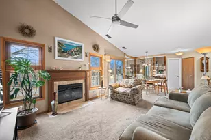 2014 N Stillwater Rd, Arlington Heights, IL 60004 - Photo 3