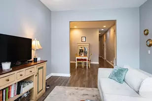 1938 N Rockwell St, Chicago, IL 60647 - Photo 3