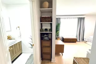 952 E Old Willow Rd, Prospect Heights, IL 60070 - Photo 11