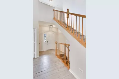 605 Farmington Court, Lake Villa, IL 60046 - Photo 5