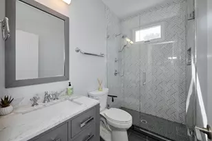 17W060 Burr Oak Ln, Willowbrook, IL 60527 - Photo 21