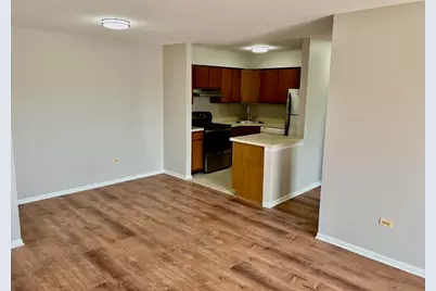 746 Prescott Drive #306, Roselle, IL 60172 - Photo 5