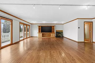 25402 W Dering Ln, Lake Villa, IL 60046 - Photo 9