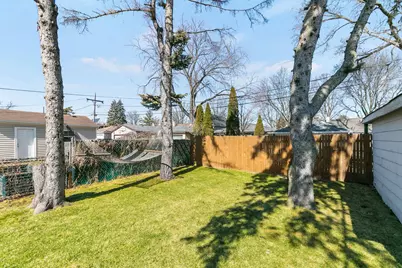 9512 Jefferson Avenue, Brookfield, IL 60513 - Photo 13