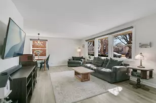 9512 Jefferson Ave, Brookfield, IL 60513 - Photo 3