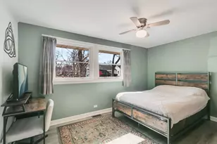 9512 Jefferson Ave, Brookfield, IL 60513 - Photo 7