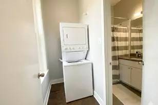 2129 N Racine Ave, Chicago, IL 60614 - Photo 5