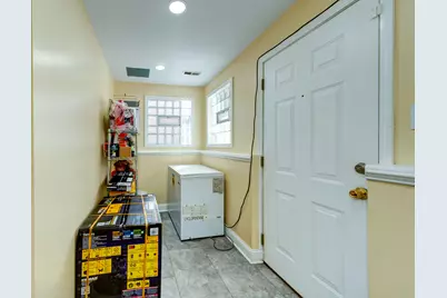 4744 S Evans Avenue, Chicago, IL 60615 - Photo 19