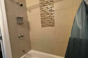 6835 S Calumet Ave, Chicago, IL 60637 - Photo 17