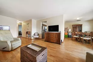 1601 N 76th Ct, Elmwood Park, IL 60707 - Photo 5