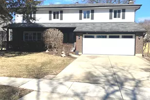 78 Downing Rd, Buffalo Grove, IL 60089 - Photo 1