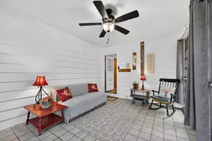 28W075 Aurora Ave, Naperville, IL 60540 - Photo 23