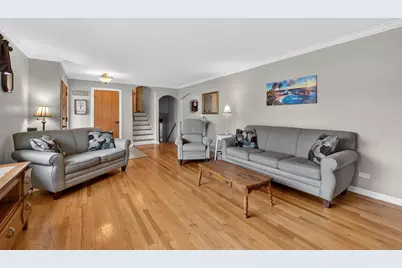 28W075 Aurora Avenue, Naperville, IL 60540 - Photo 9