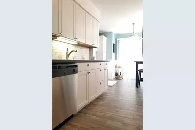 813 Valley Stream Drive #D, Wheeling, IL 60090 - Photo 1