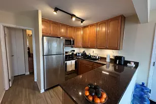 5821 Oakwood Dr, Lisle, IL 60532 - Photo 3