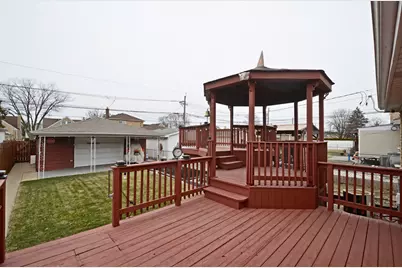 5238 N Moody Avenue, Chicago, IL 60630 - Photo 17