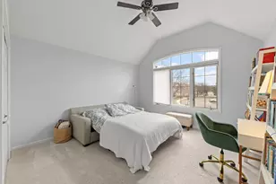 26W172 Klein Creek Dr, Winfield, IL 60190 - Photo 17