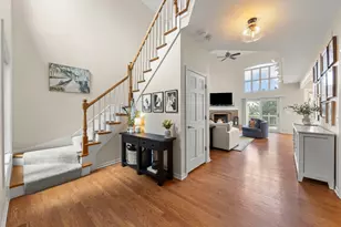 26W172 Klein Creek Dr, Winfield, IL 60190 - Photo 3