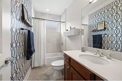 840 W Roscoe Street #4W, Chicago, IL 60657 - Photo 21