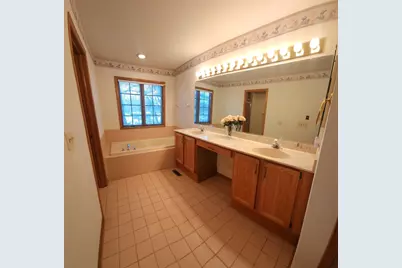 6808 Scotch Pine Trail, Darien, IL 60561 - Photo 29