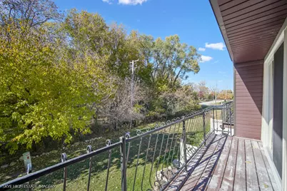 19 Cour Leroux, Palos Hills, IL 60465 - Photo 7