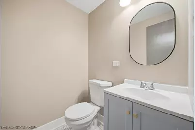 19 Cour Leroux, Palos Hills, IL 60465 - Photo 5