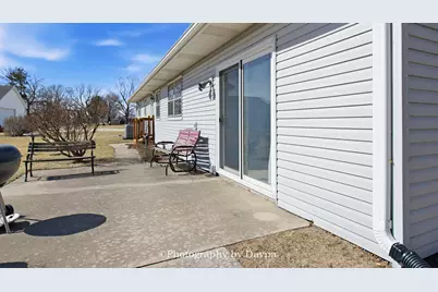 7302 E 3500S Road, Saint Anne, IL 60964 - Photo 23