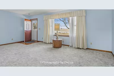 7302 E 3500S Road, Saint Anne, IL 60964 - Photo 3