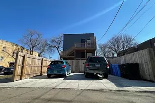 3639 W Iowa St, Chicago, IL 60651 - Photo 11